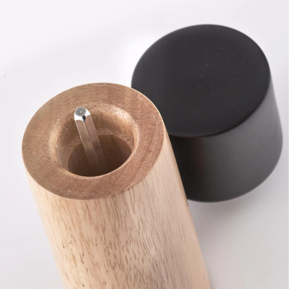 Zeller Pepermolen Of Zoutmolen - Hout - Zwarte Dop - 15 Cm 5 Zeller Pepermolen Of Zoutmolen - Hout - Zwarte Dop - 15 Cm - Afbeelding 3