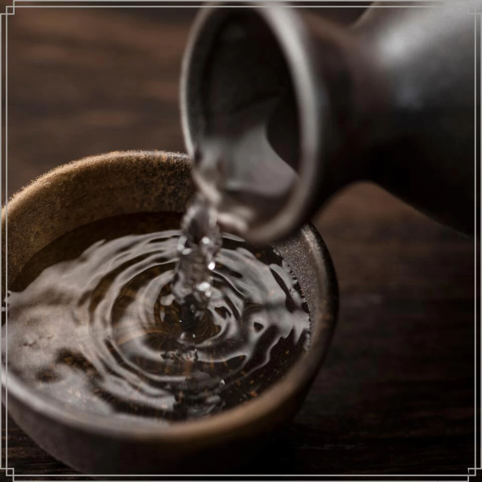 OTIX Sakeset Voor Rijstwijn 5 Delig Van Aardewerk Met 4 Kopjes En Een Fles 5 OTIX Sakeset Voor Rijstwijn 5 Delig Van Aardewerk Met 4 Kopjes En Een Fles - Afbeelding 3