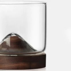 Aretica Whiskey Glas Met Houten Onderzetter - Bruin - Set Van 2 9 Aretica Whiskey Glas Met Houten Onderzetter - Bruin - Set Van 2 -Beroemde Servies Winkel 1000071593 0103